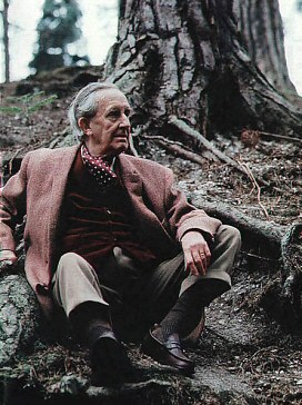 Tolkien tree waistcoat.jpg