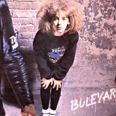 <i>Loš i mlad</i> 1981 studio album by Bulevar