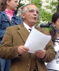 <span class="mw-page-title-main">Hysni Milloshi</span> Albanian politician (1946–2012)