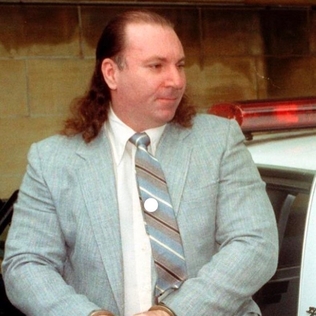 <span class="mw-page-title-main">Jeffrey Lundgren</span> American cult leader and mass murderer