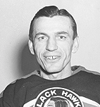 File:Hockey player Mike Karakas.png