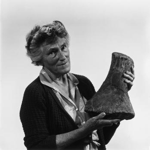 Joan Wiffen New Zealand paleontologist