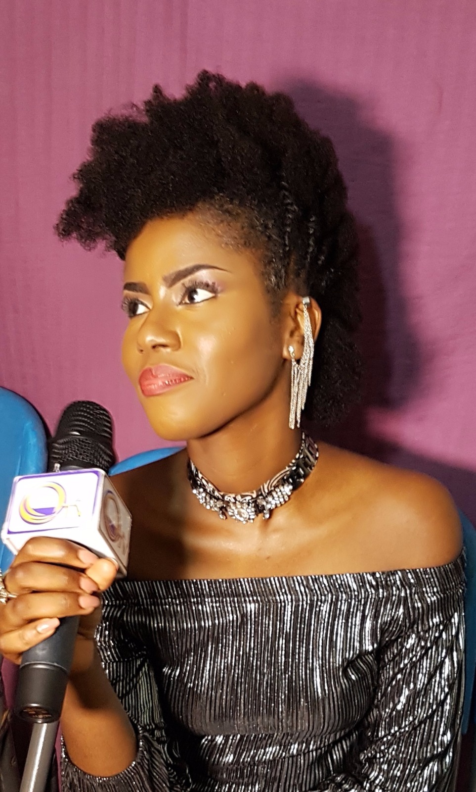 MzVee - Wikipedia