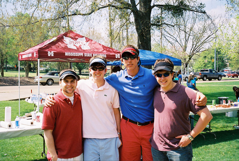File:BYX Miss State Omicron Tailgate.jpg