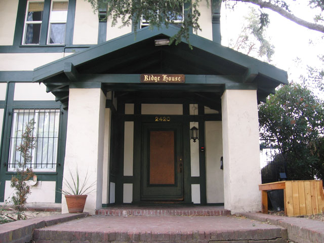 File:Ridge House front door, Berkeley, CA.jpg