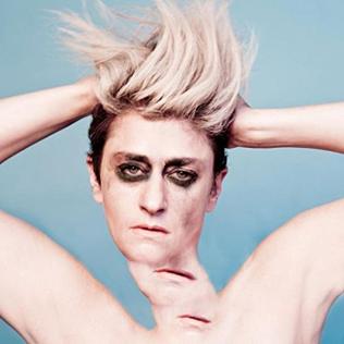 Peaches (musician) - Wikipedia