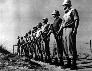 Haganah members in training (1947)