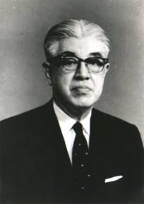 <span class="mw-page-title-main">Makoto Usami</span> Japanese businessman, banker and governor