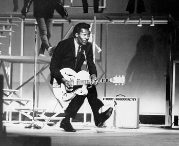 File:Chuck Berry Duckwalk.png