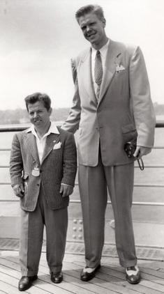 Joseph DePietro and Bob Kurland 1948.jpg