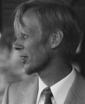 File:Jørgen Rischel (1934–2007).png