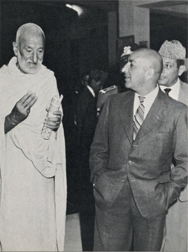 File:Bacha Khan and Daoud Khan.png