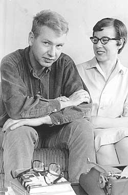 File:Walter and Jamie Tevis.jpg