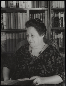 <span class="mw-page-title-main">Edna Kenton</span> American writer and literary critic