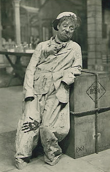 File:Edmund Payne in The Sunshine Girl 1906.jpg