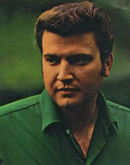 <span class="mw-page-title-main">Johnny Darrell</span> American country singer-songwriter (1940–1997)