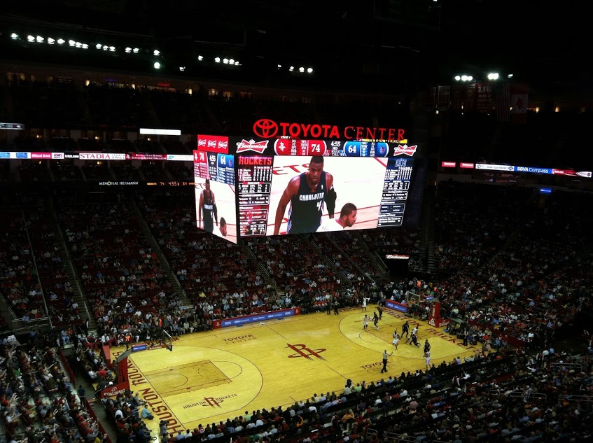 capacity of toyota center houston #7