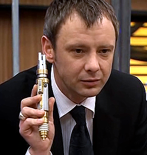 File:Master with laser screwdriver.png