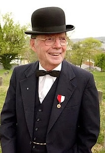 <span class="mw-page-title-main">Bud Phillips (author)</span> American author and historian (1929–2017)