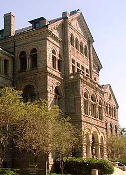 File:McMahon Hall.jpg