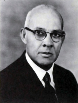 File:John Warren Davis Portrait 1968.jpg