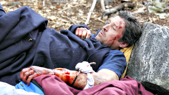 File:Derek Shepherd's Bloody Hand.jpg