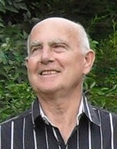 <span class="mw-page-title-main">Ken Mills</span> British chemistry professor