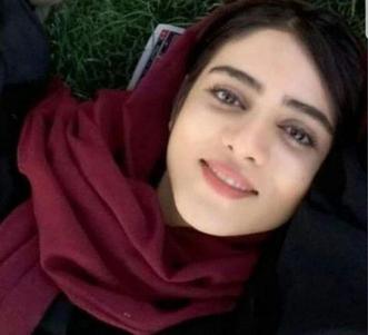 Iranian girl young Young Iranian