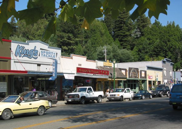 File:Guerneville1.jpg