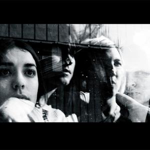 <span class="mw-page-title-main">Undertow (song)</span> Song by American alternative rock band Warpaint