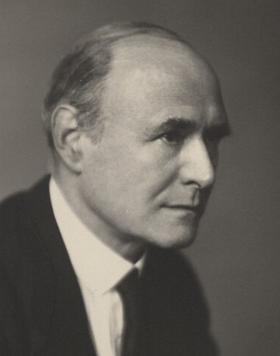 File:Lord Piercy 1945.jpg