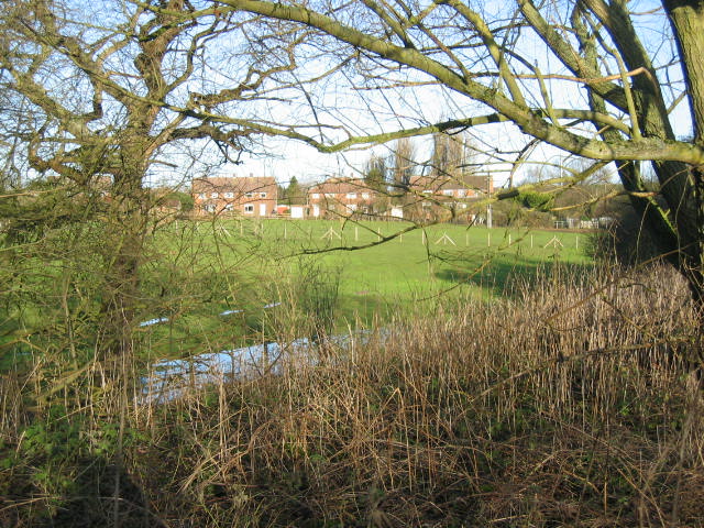 File:Welham Green from railway line.JPG