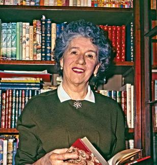 <span class="mw-page-title-main">Enid Blyton</span> English childrens writer (1897–1968)