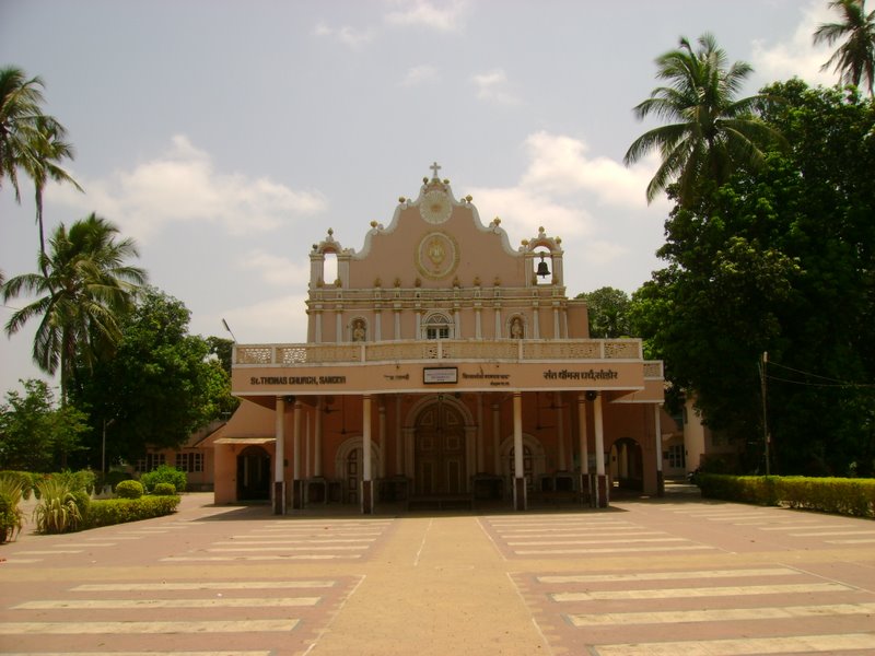 File:St.Thomas Church, Sandor.jpg