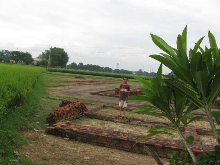 File:SangholIndia Ancient Site 1-2AD.JPG