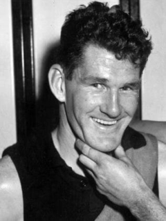 <span class="mw-page-title-main">Paddy Guinane</span> Australian rules footballer (1939–2019)