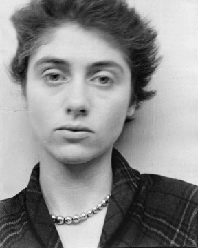 File:Diane-Arbus-1949.jpg