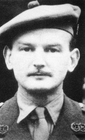 <span class="mw-page-title-main">Kenneth Muir (British Army officer)</span> Korean War Victoria Cross winner