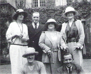 House party at Hambleton Hall in 1920. Mrs Astley Cooper is in the centre and Noel Coward is on the bottom right of the photo. Mrs astley cooper.jpg