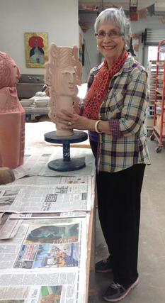 <span class="mw-page-title-main">Dora De Larios</span> American ceramist and sculptor