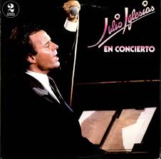 <i>En concierto</i> (Julio Iglesias album) 1983 live album by Julio Iglesias