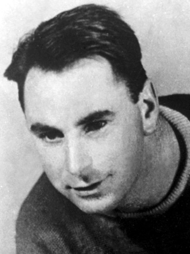 File:Hockey player Joe Lamb.png