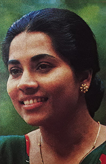 <span class="mw-page-title-main">Neela Wickramasinghe</span> Sri Lankan songstress (1950–2022)