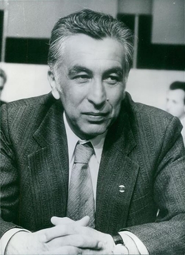 File:Dušan Dragosavac.jpg