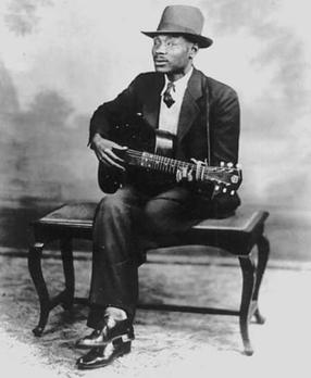 <span class="mw-page-title-main">Blind Boy Fuller</span> American blues guitarist and singer (1904–41)