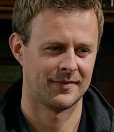 <span class="mw-page-title-main">Carl King</span> Fictional character from Emmerdale