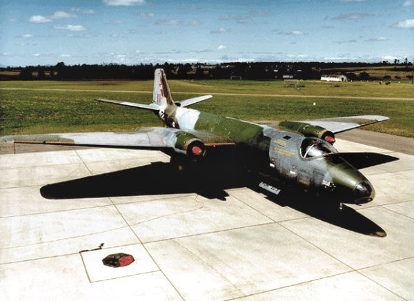 File:Raaf-canberra.jpg