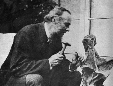 William D Fox palaeontologist.jpg