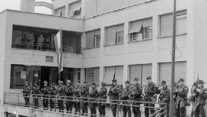 File:Pakrac police station 2 March 1991.jpg