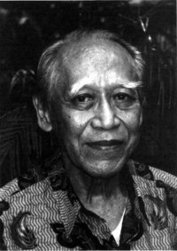 <span class="mw-page-title-main">Koentjaraningrat</span> Indonesian anthropologist (1923–1999)